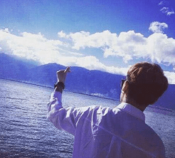 ۸˵黰ȫ;Ůױر黰